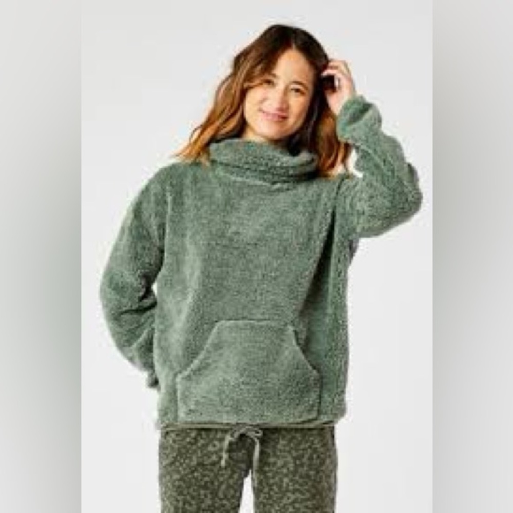 Carve Design Fleece